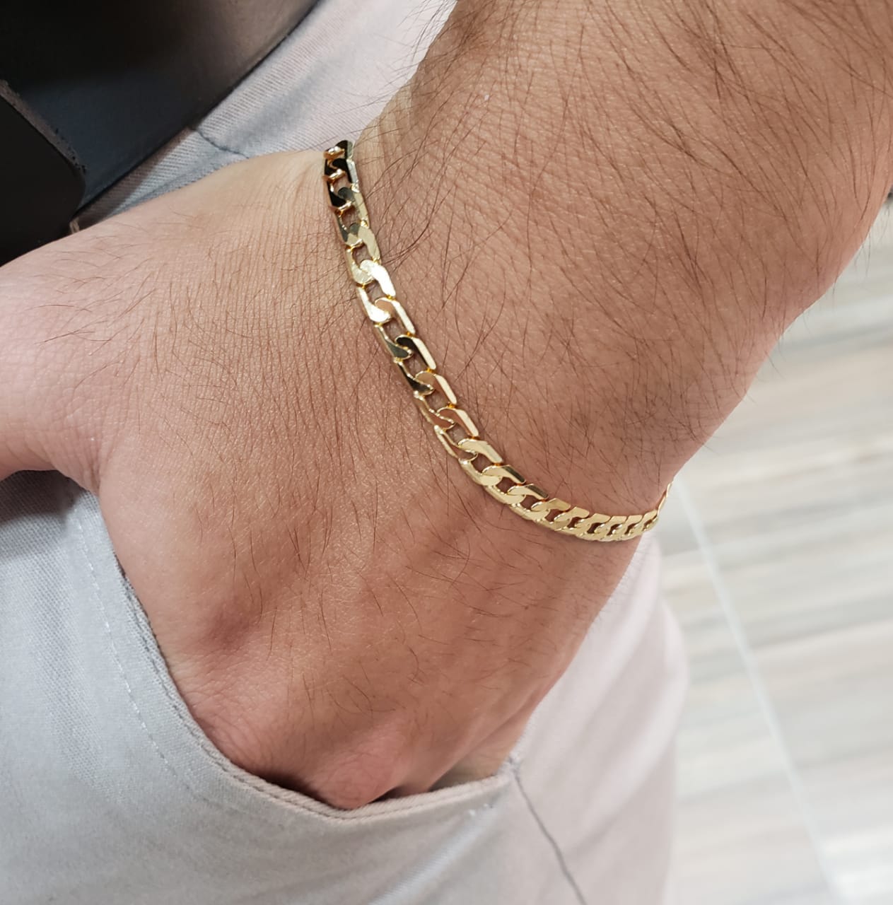 Pulsera Cubana Semigruesa 4mm 19.5 Cm